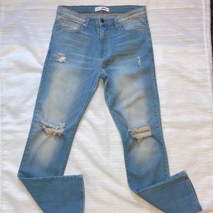 Men’s medium blue jeans